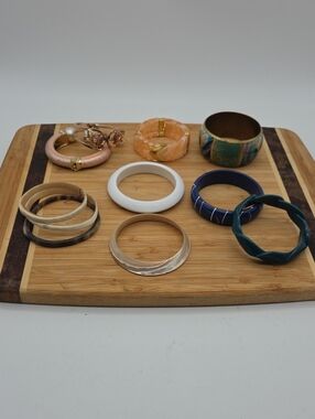 Bundle Lot Vintage Bangles Bracelets Jewelry